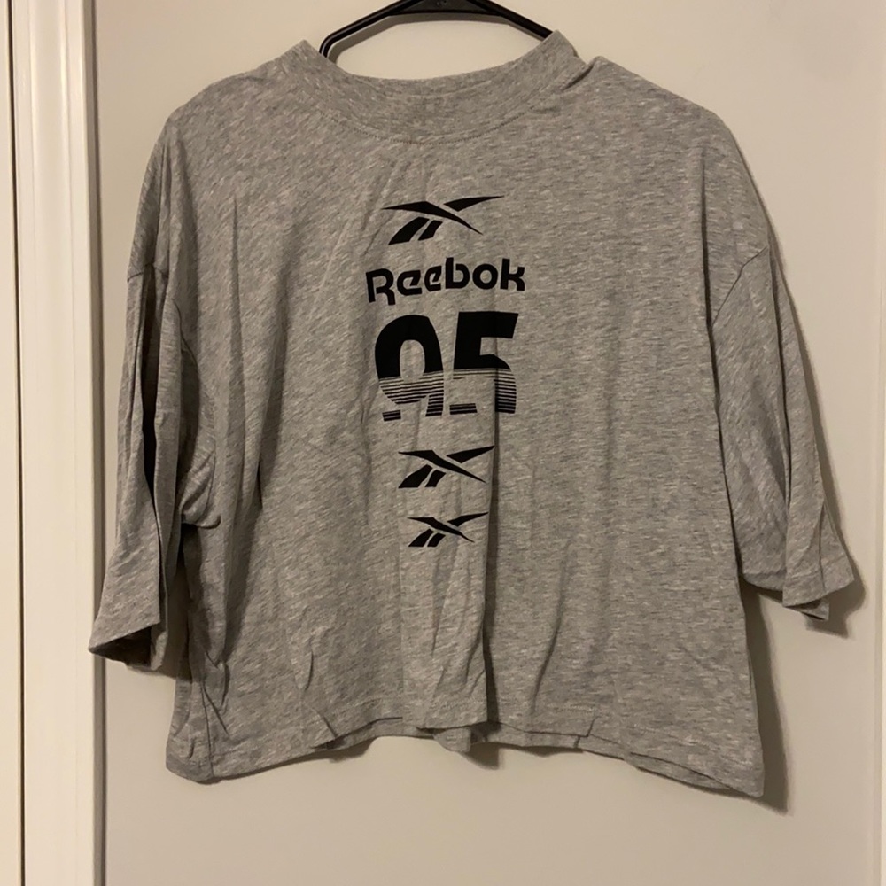 Reebok tee shirt crop top